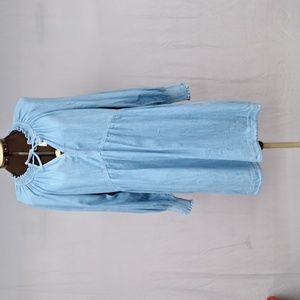 Old Navy Chambray Denim Boho Peasant V-Neckline w Tie and Smocking w Pockets XL